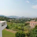 Amazing Modern Villa In Nice