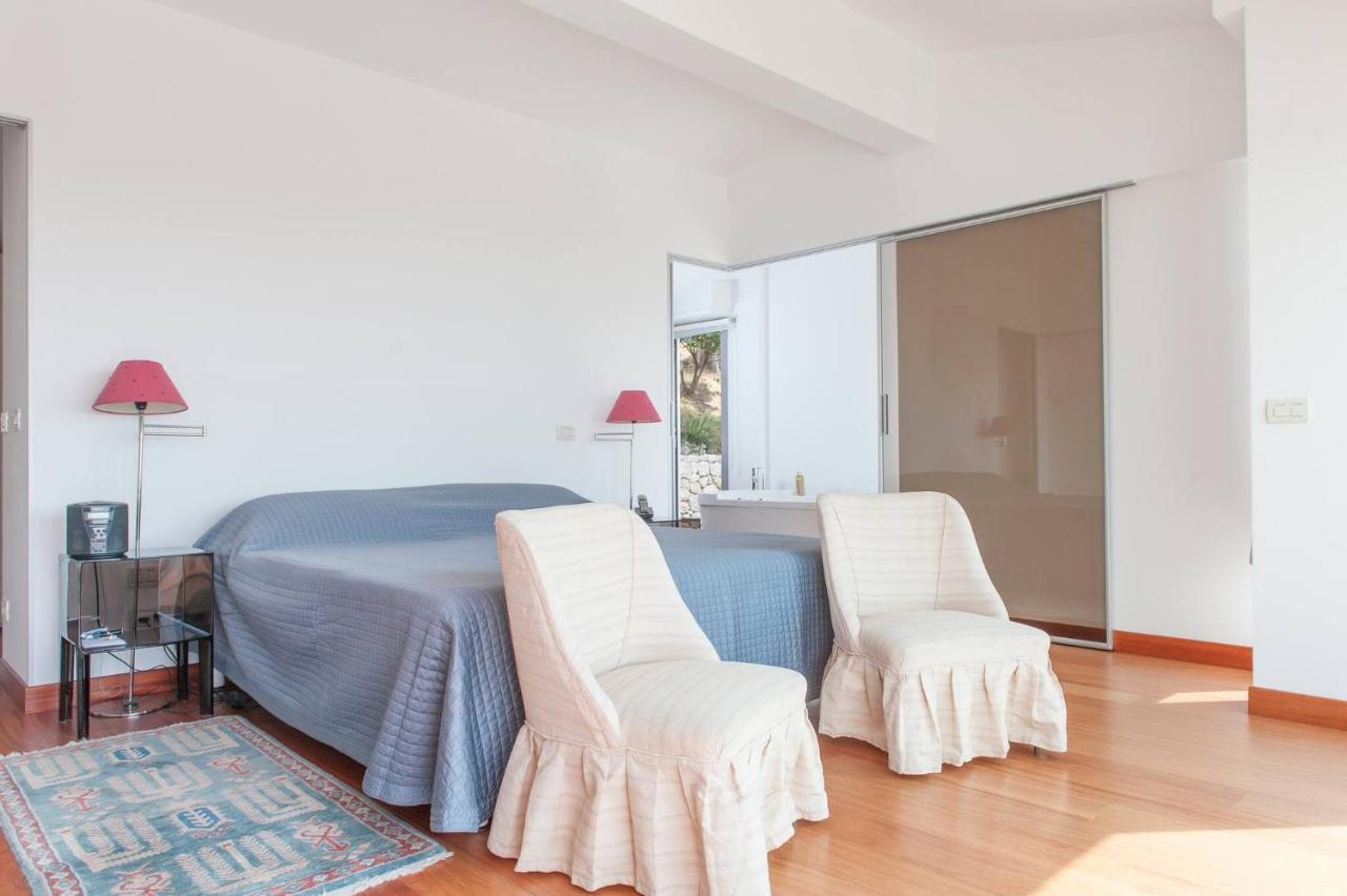 Amazing Modern In Villa Nizza