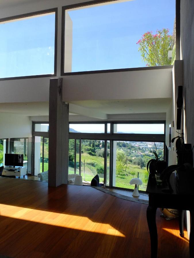 Amazing Modern In Villa